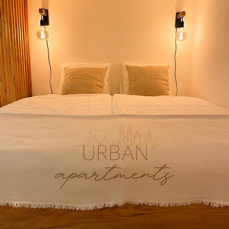 Loft Maniny By Urban Apartments Praha Bagian luar foto